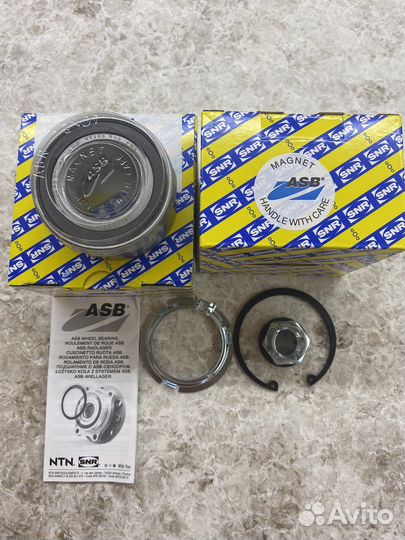 Подшипник ступицы Ларгус Логан Х-рей с абс SNR