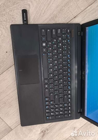 Ноутбук Asus,в идеале, 2х ядерный, 8гб Ram, SSD240