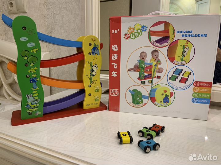 Горка для машинок деревянная