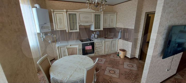 2-к. квартира, 75 м², 3/4 эт.