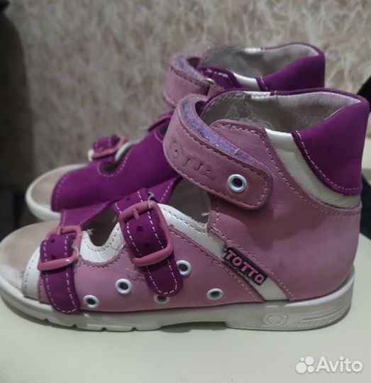 Сандалии для девочки 26 размер