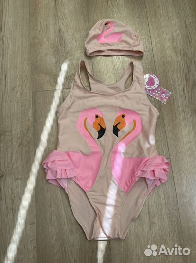 Купальник и шапочка для плавания