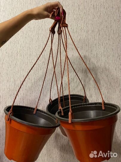 Кашпо навесное. Горшки для цветов