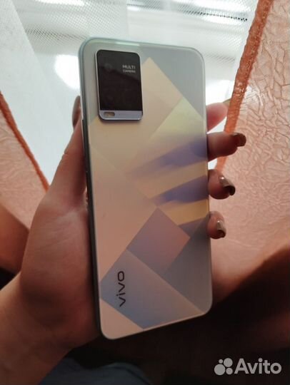 vivo V21, 8/128 ГБ