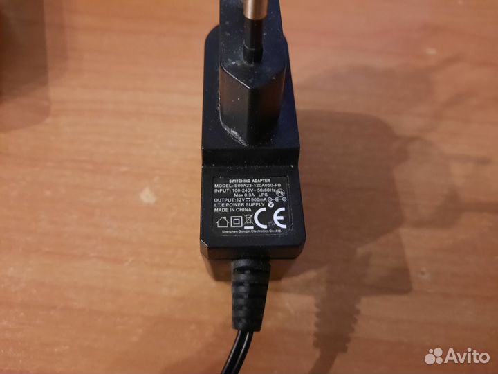 Wi fi роутер D-link DIR 300