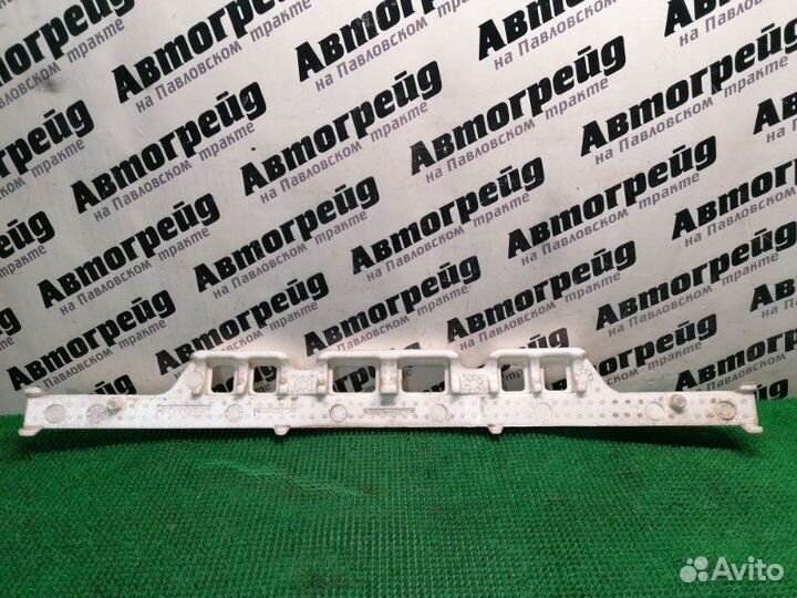 Пенопласт в бампер задний Toyota Mark Ii Qualis