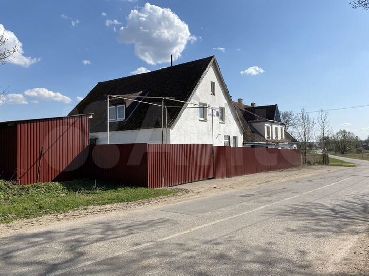 Здание, 829 м²
