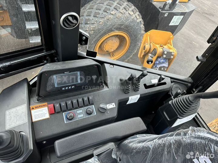 Экскаватор-погрузчик Sany BHL75, 2023