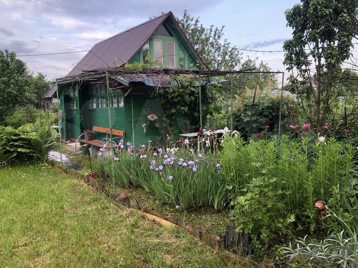 Дача 13,8 м² на участке 4,9 сот.