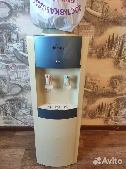 Кулер для воды family