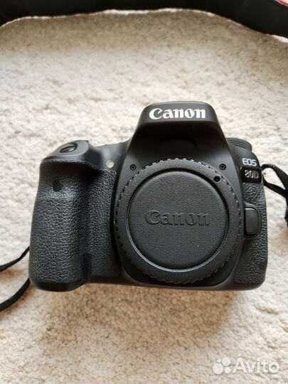 Зеркальный фотоаппарат canon eos 80d body