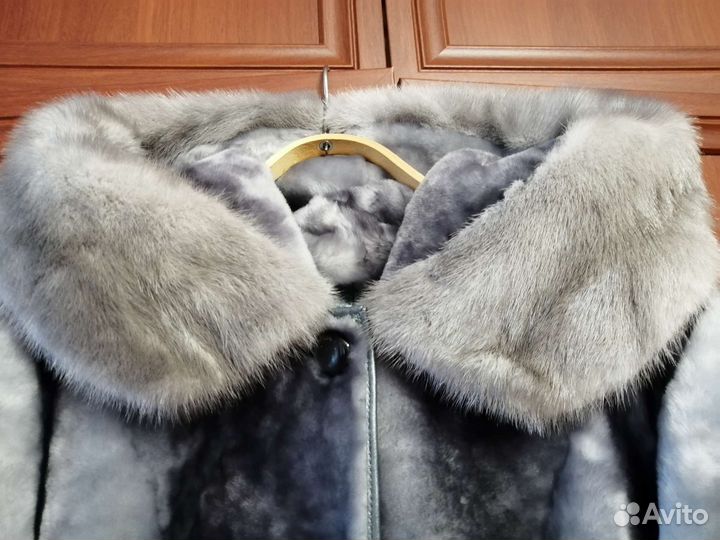 Шуба мутоновая с капюшоном серая 46