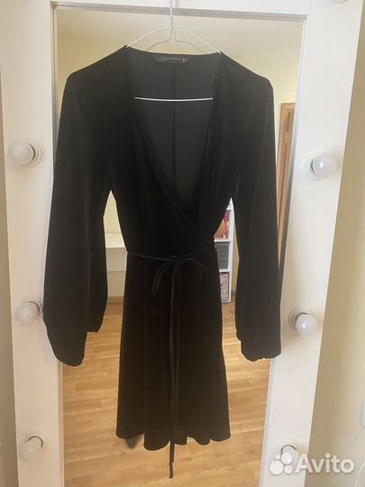 Платье zara xs