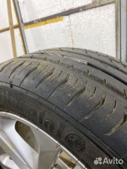 Continental ContiPremiumContact 2 215/55 R17