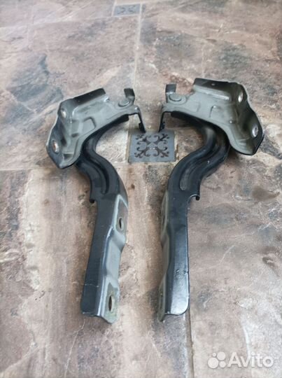 Петли капота Kio rio 4 (2017-2020)