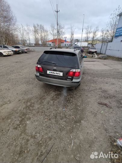 Nissan Primera 1.8 AT, 1999, 420 000 км