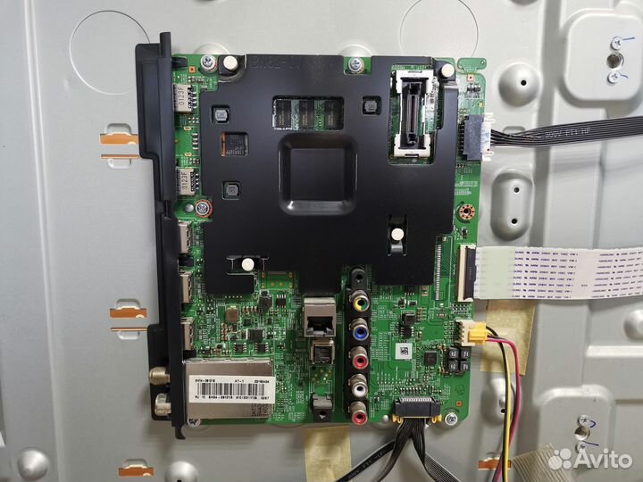 Телевизор Samsung UE40J5530 (Разбор)(По запчастям)