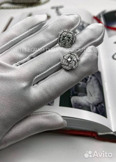 Серьги Chanel белое золото 750 и бриллианты