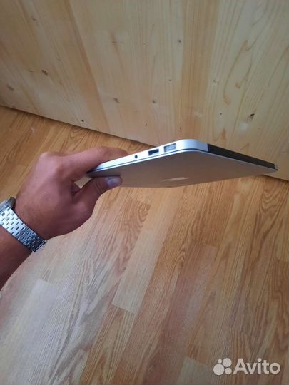 Apple MacBook Air late 2010