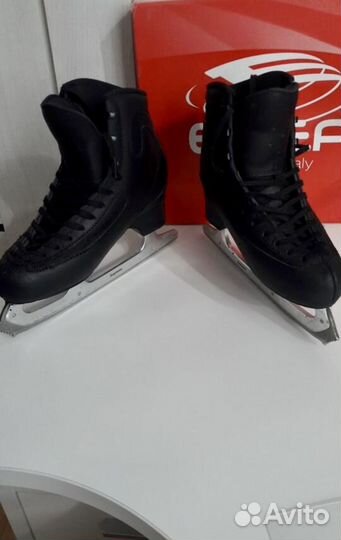 Фигурные ботинки Edea ICE FLY 245