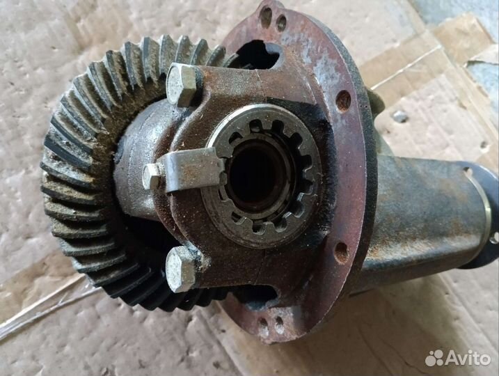 Редуктор заднего моста на ниву