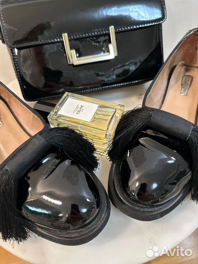 Лаковые туфли с кисточками, чёрный лаковый клатч