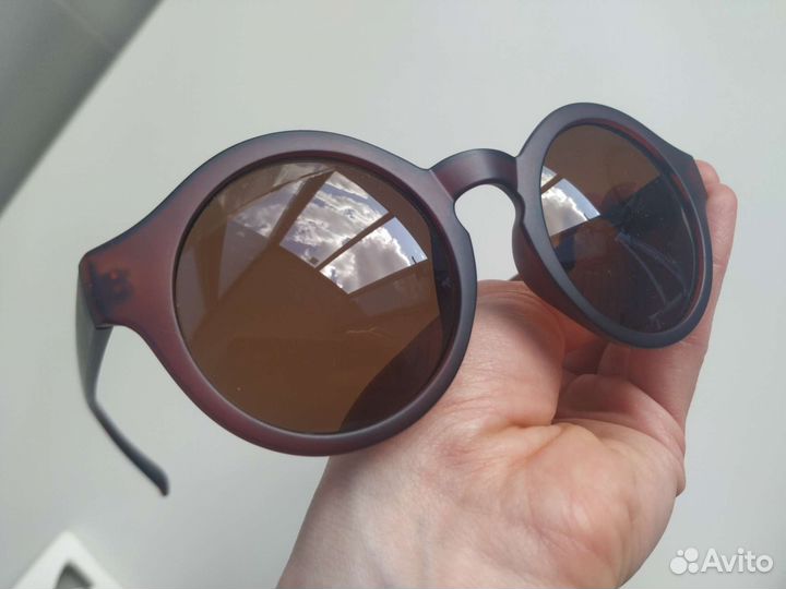 Очки солнечные