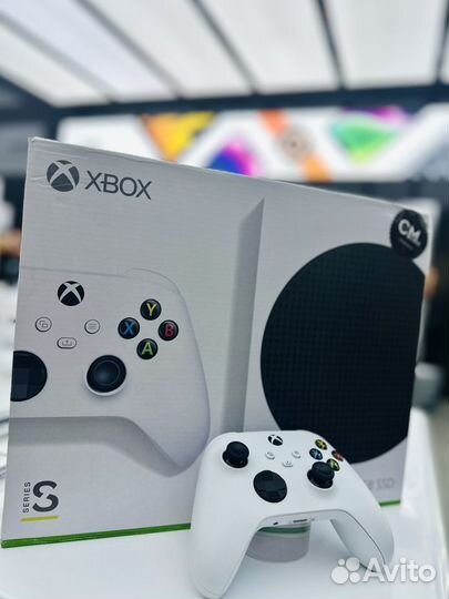 Игровая приставка Xbox Series S / X наличии новая