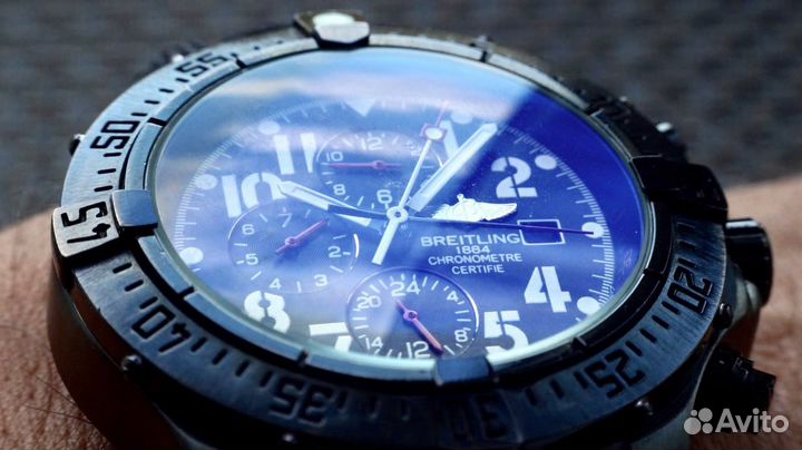 Breitling Super Avenger BlackSteel, механика