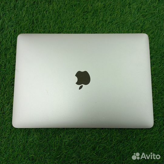 Apple MacBook 12'' Retina (Early 2016)