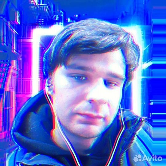 Ученик мастера по ремонту сотовых телефонов