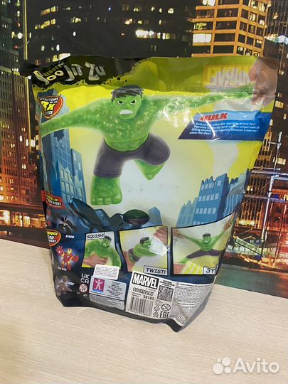 Фигурка GooJitZu Халк тянущаяся большая 38183