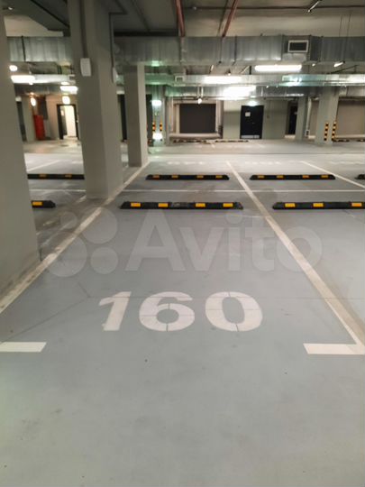 Машиноместо, 14 м²