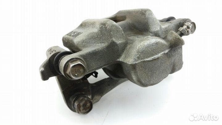 Суппорт задний левый Toyota Isis ANM15 2006