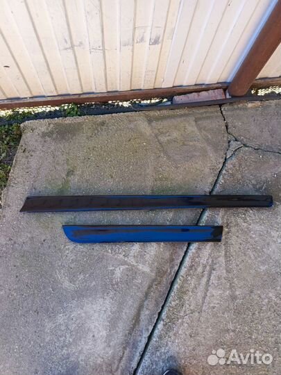 Молдинг низа двери правый Ауди а4 б6