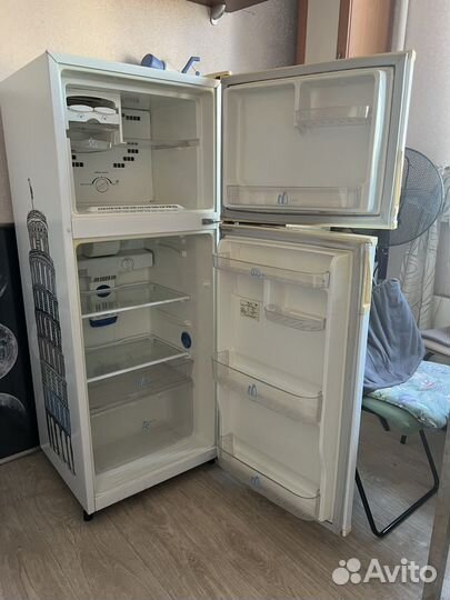 Холодильник бу