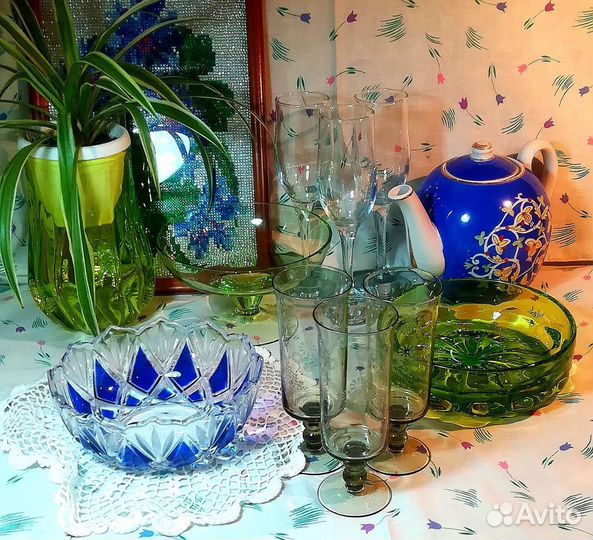 Зеленое стекло СССР лзхс, Резеда