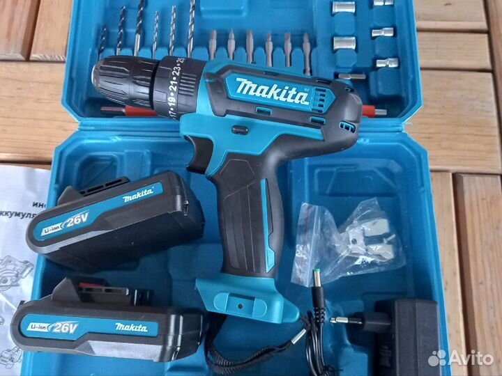 Шуруповерт makita 26v ударный Новый