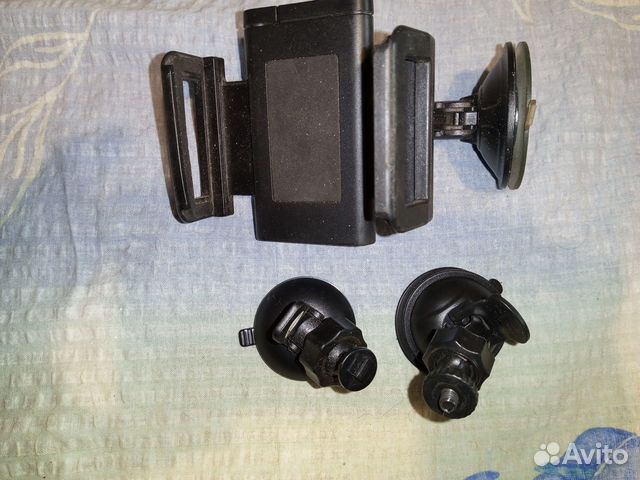 Держатели для планшета и регистраторов на стекло