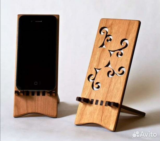 Подставка для телефона из дерева