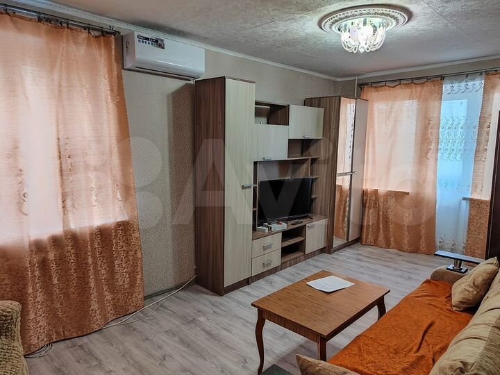 2-к. квартира, 46 м², 1/4 эт.
