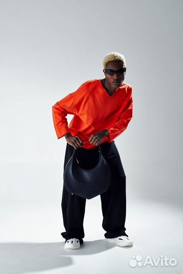 Продам действующий бренд молодежной одежды