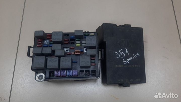 Блок предохранителей Kia Spectra