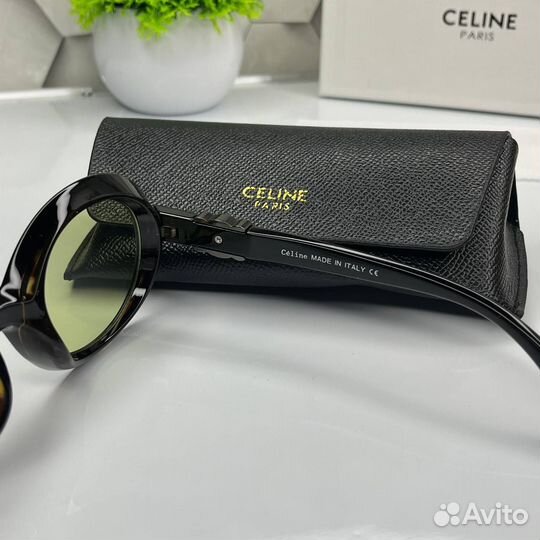 Солнцезащитные очки Celine зелёные