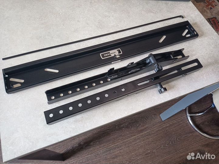 Кронштейн для тв наклонный OmniMount VST120