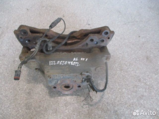 Суппорт задний левый renault 5001866508