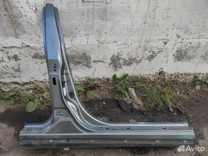 Стойка кузова средняя правая Nissan Primera QP12