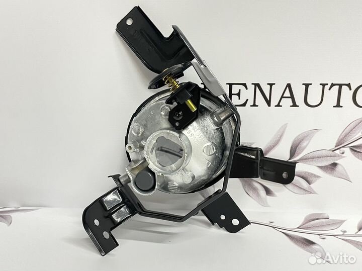 Противотуманная фара правая Honda Crv3 06-09