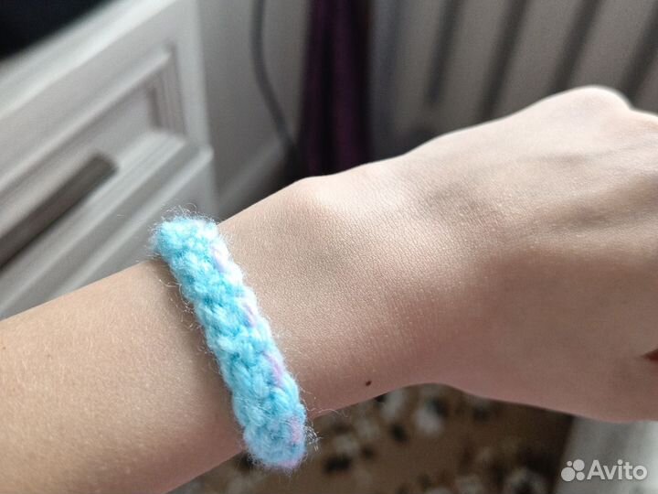 Браслет из пряжи