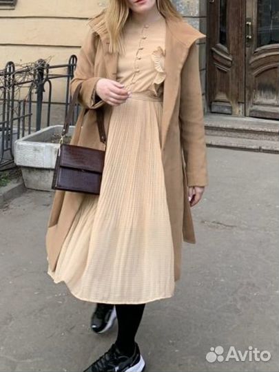 Платье в горошек